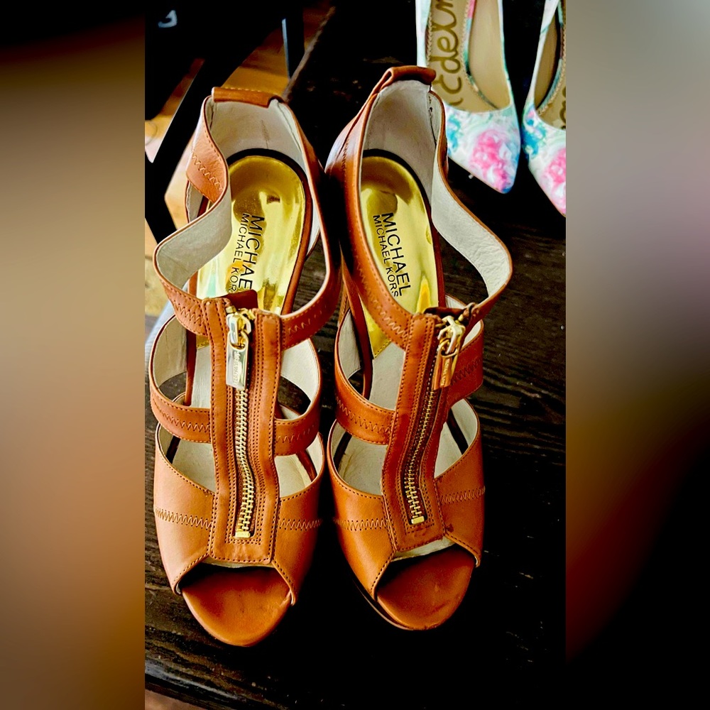MK shoes
